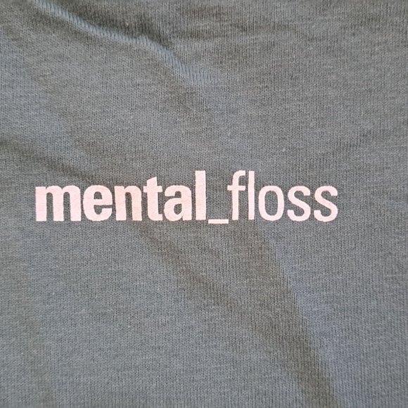 New "Hobbits are Tolkien Minorities" unisex t-shirts - Picture 3 of 4